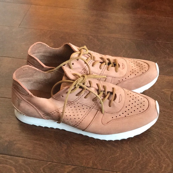 ❌sold❌Frye tan sneakers Sz 11 - Picture 2 of 7